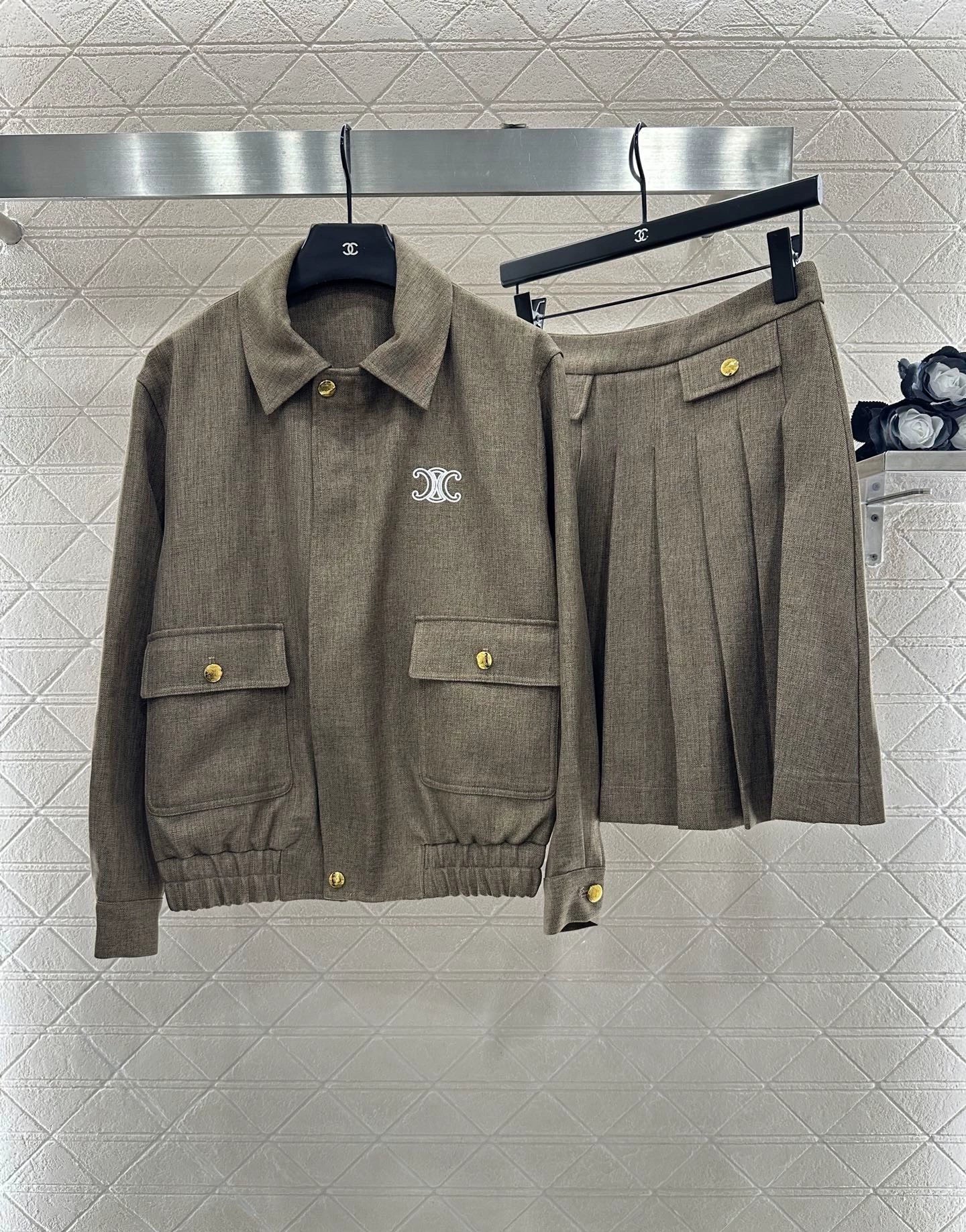 Jacket jacket pleated skirt set