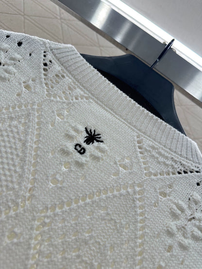 Hollow jacquard knitted pullover sweater