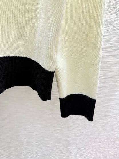25fw Black and white color blocked knitted sweater