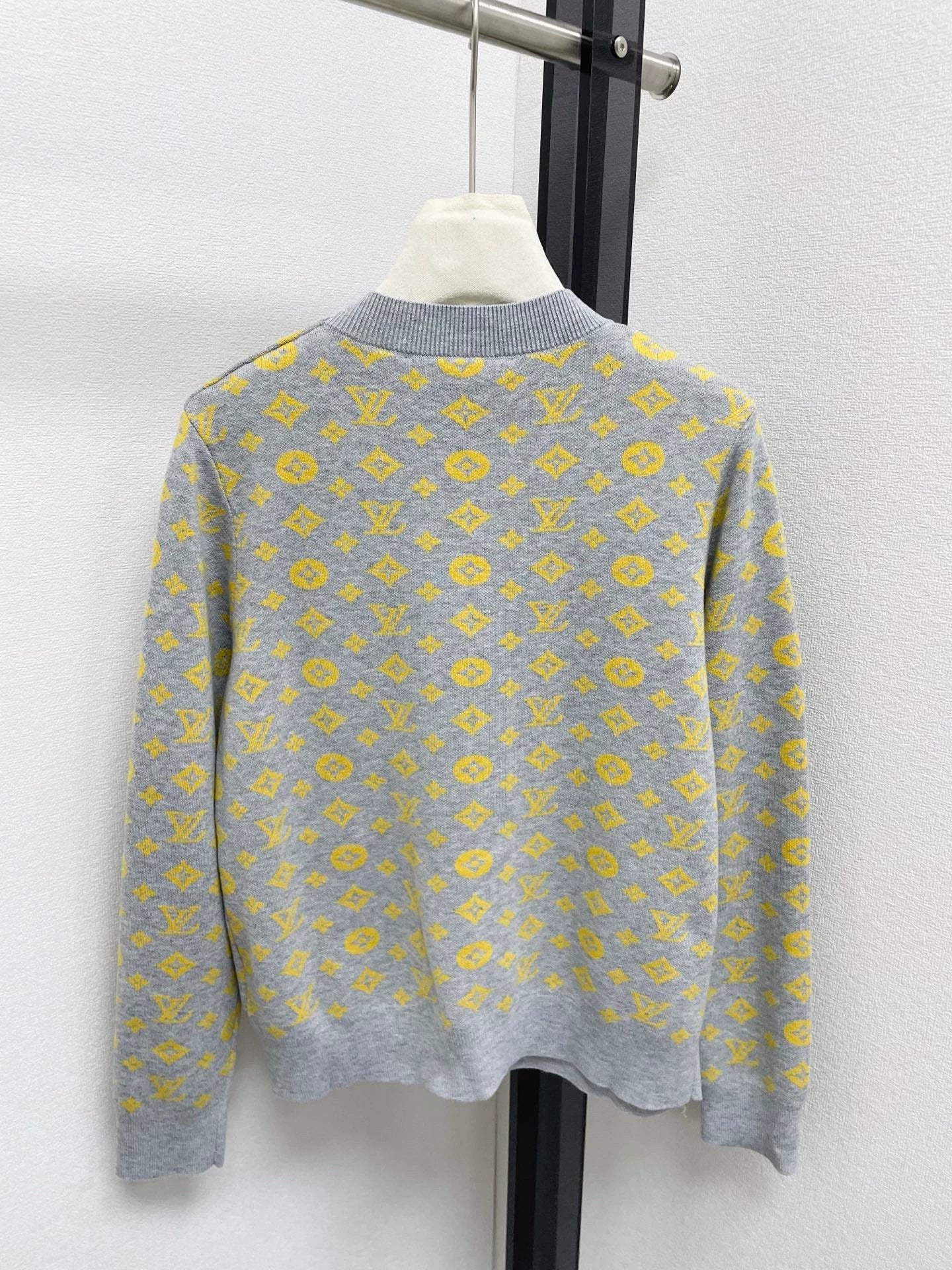 25fw Color blocked floral jacquard V-neck cardigan