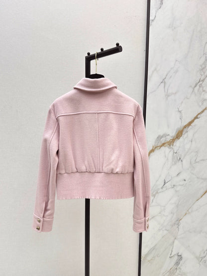 Heart shaped double pocket wool set