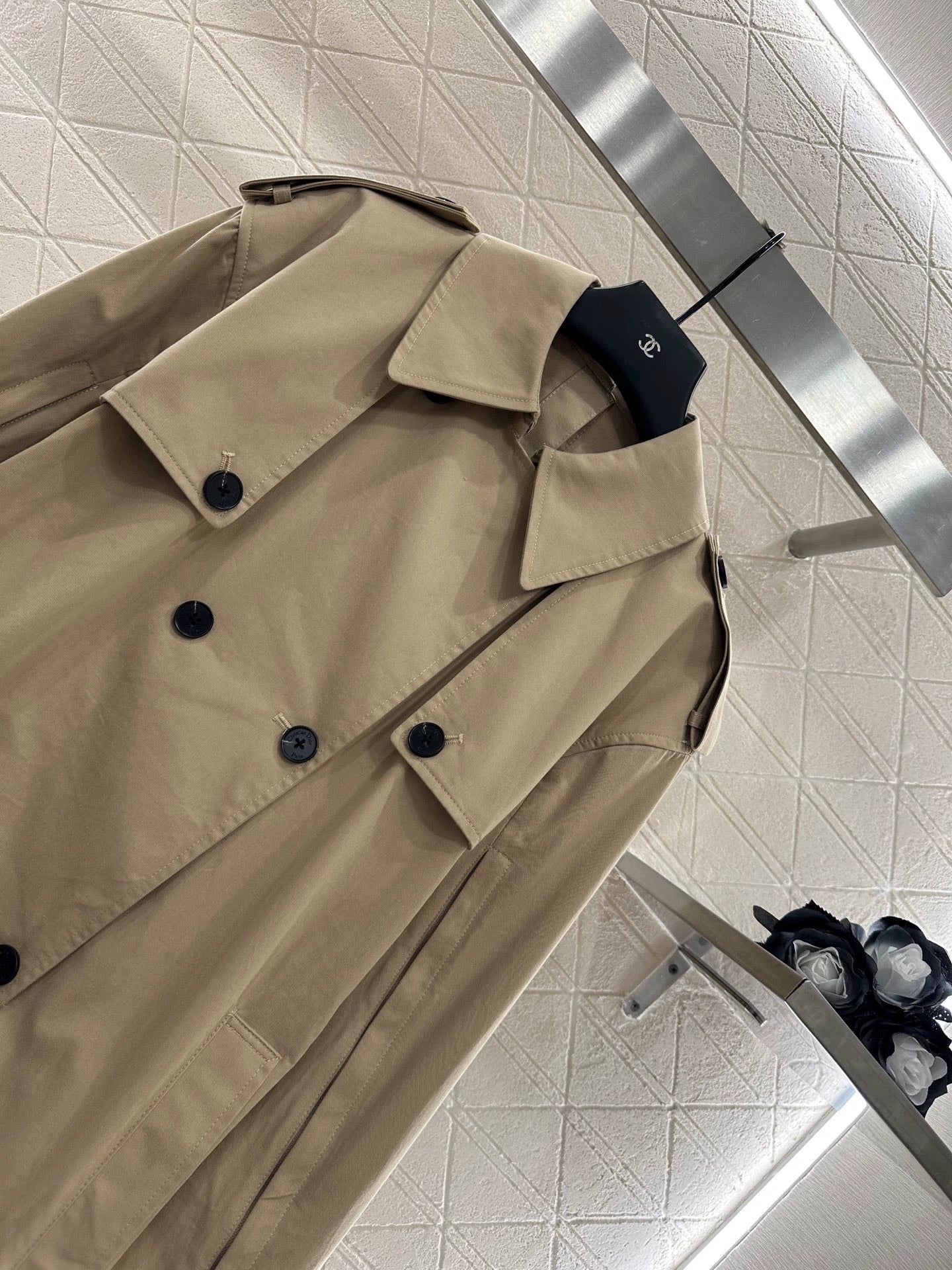 25fw Cape trench coat