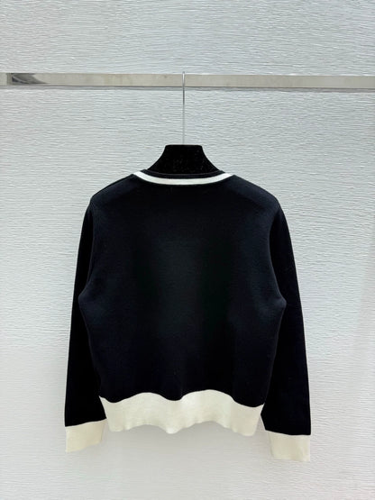25fw Black and white color blocked knitted sweater