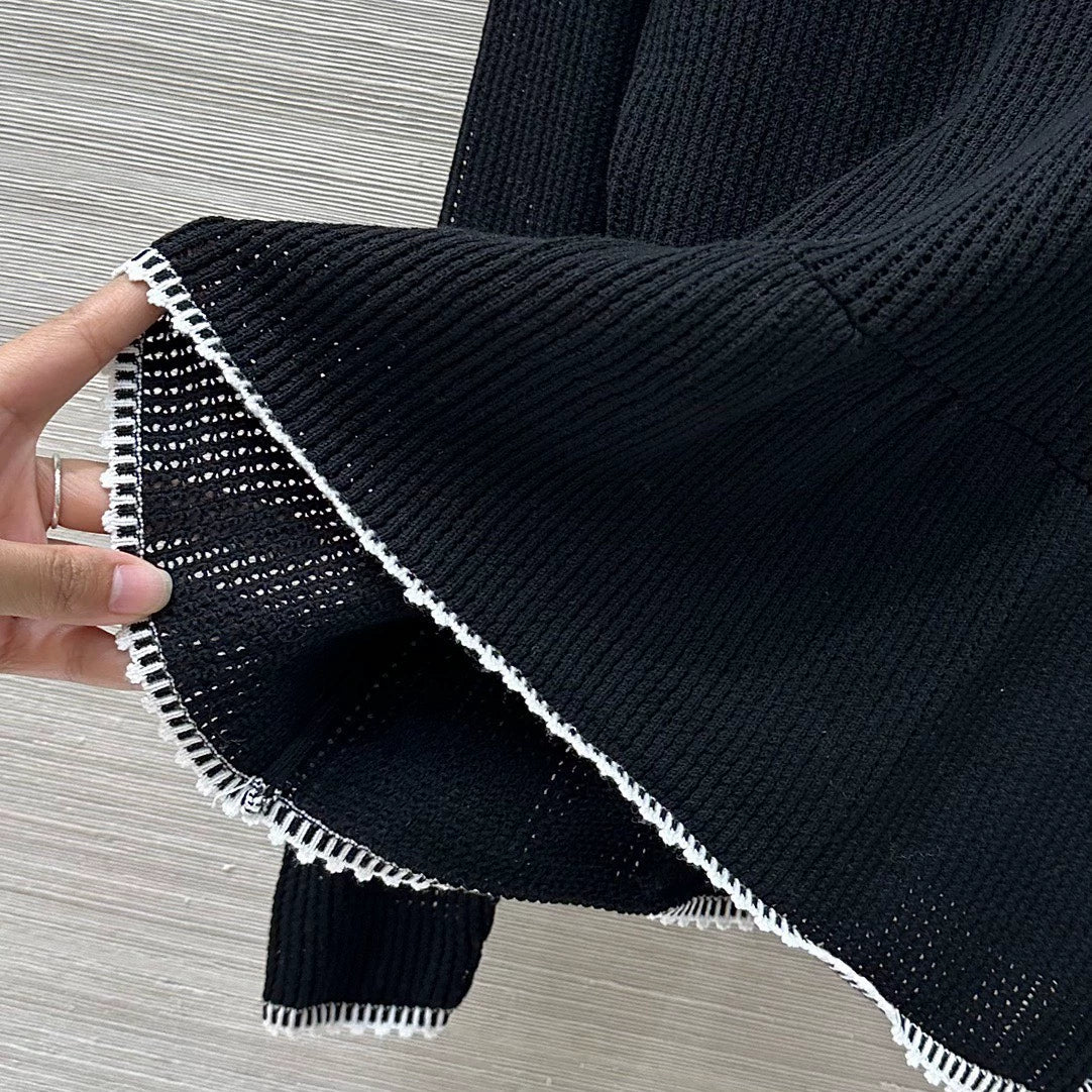 Embroidered mesh knitted long sleeved shirt