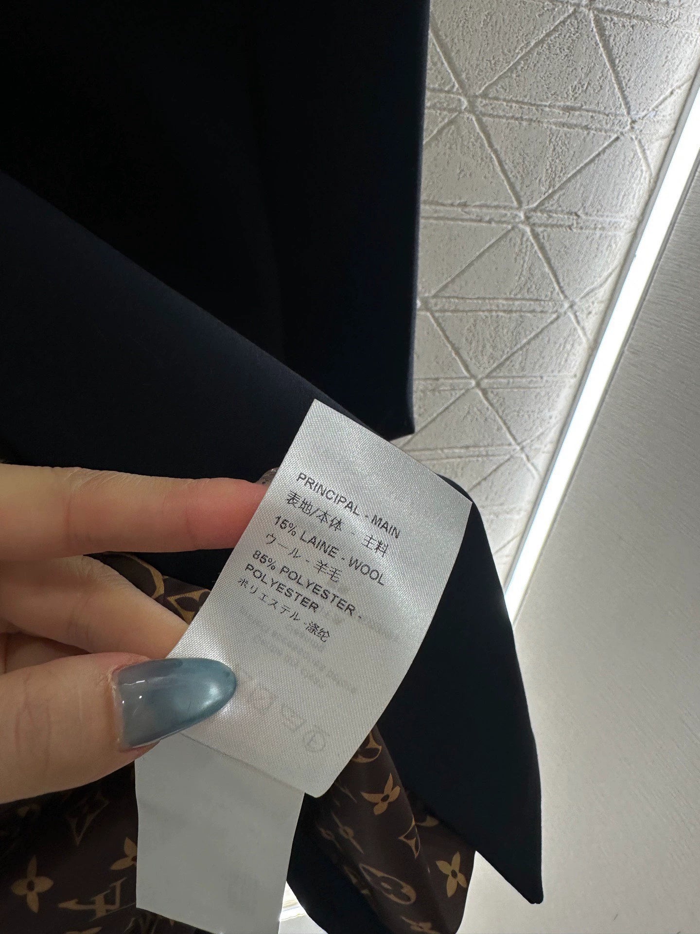 25fw Round neck leather chain buckle mid length jacket