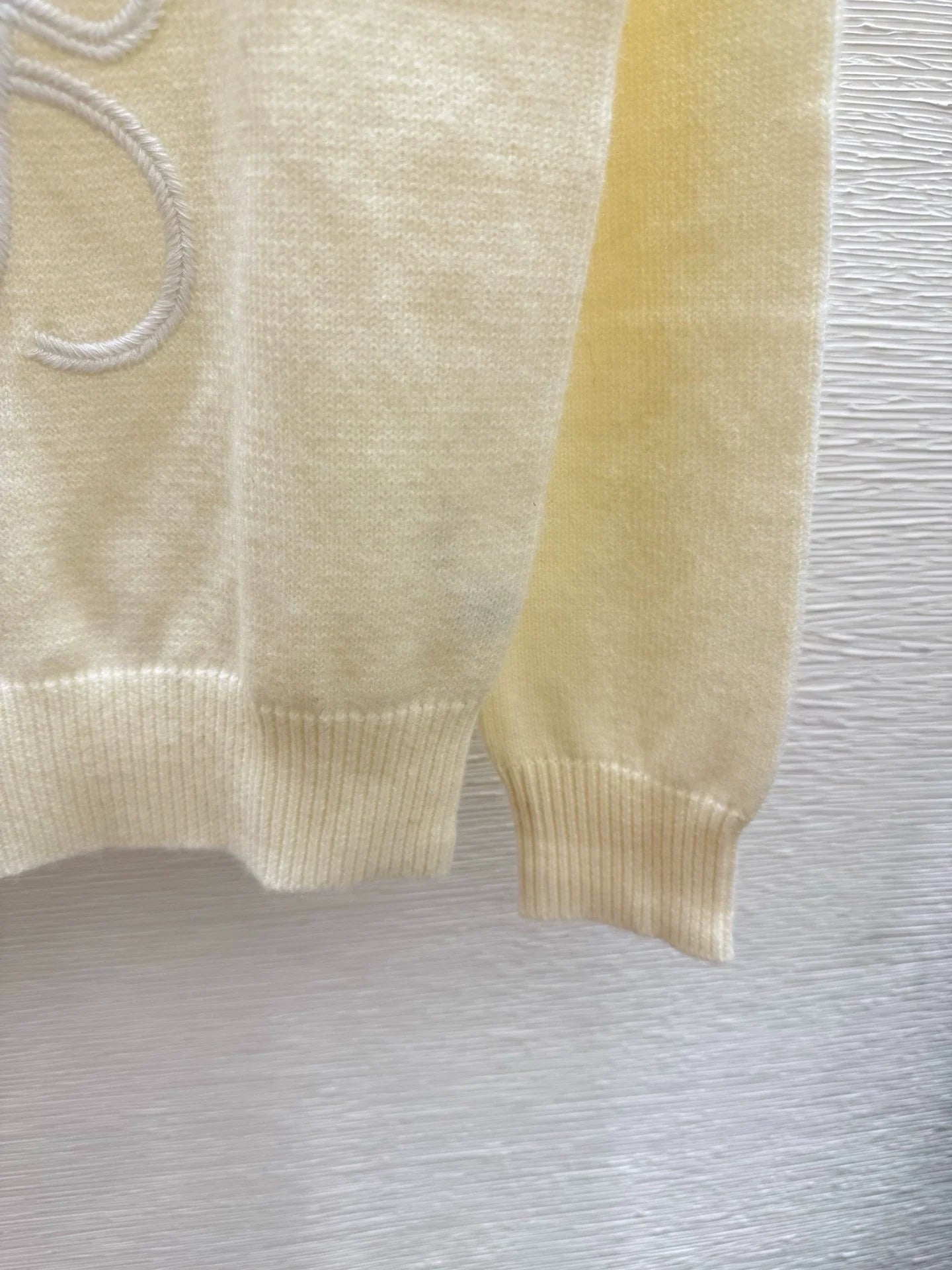 25fw Classic logo sweater