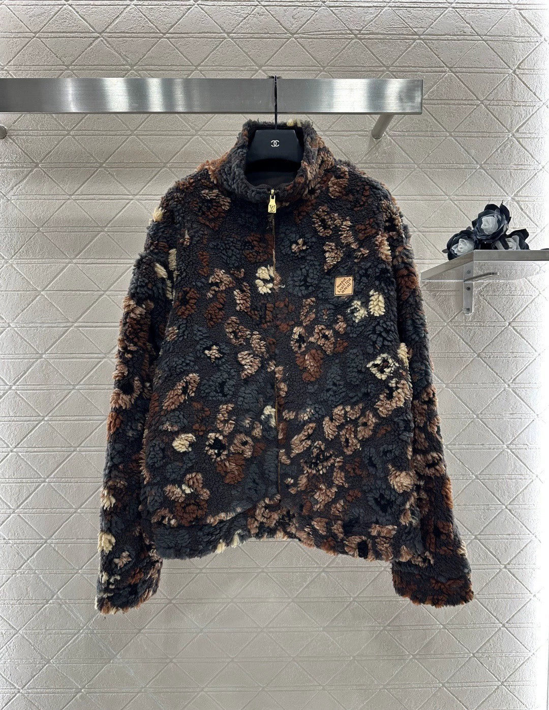 25fw Wear a teddy zipper jacket on both sides