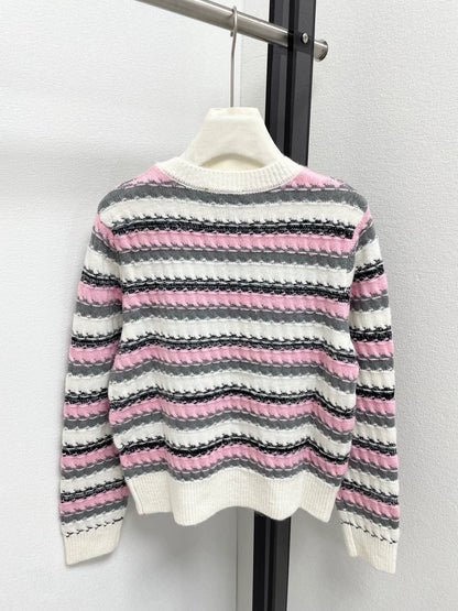 25fw Chest metal logo sweater