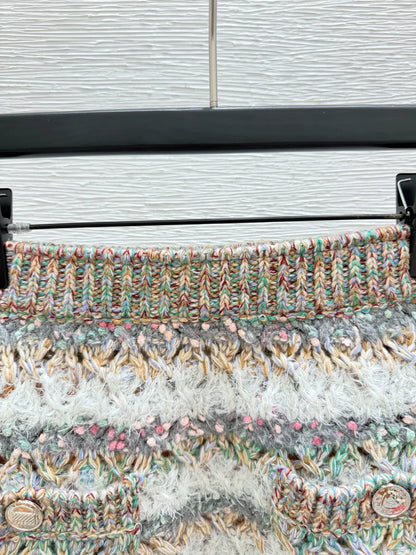 25b Knitted Half Skirt with Mixed Yarn and Stripes
