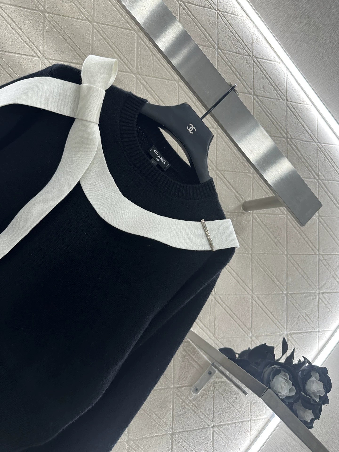 Pullover bow knitted sweater