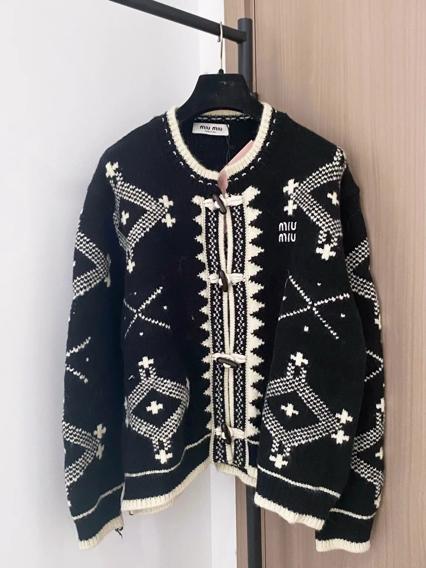 25fw Two-color cardigan