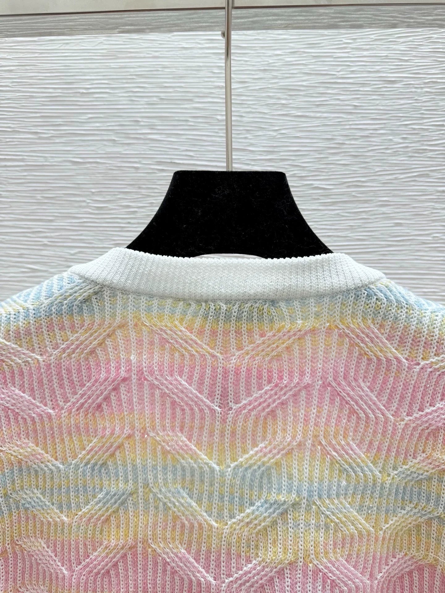 25fw Rainbow striped knitted cardigan