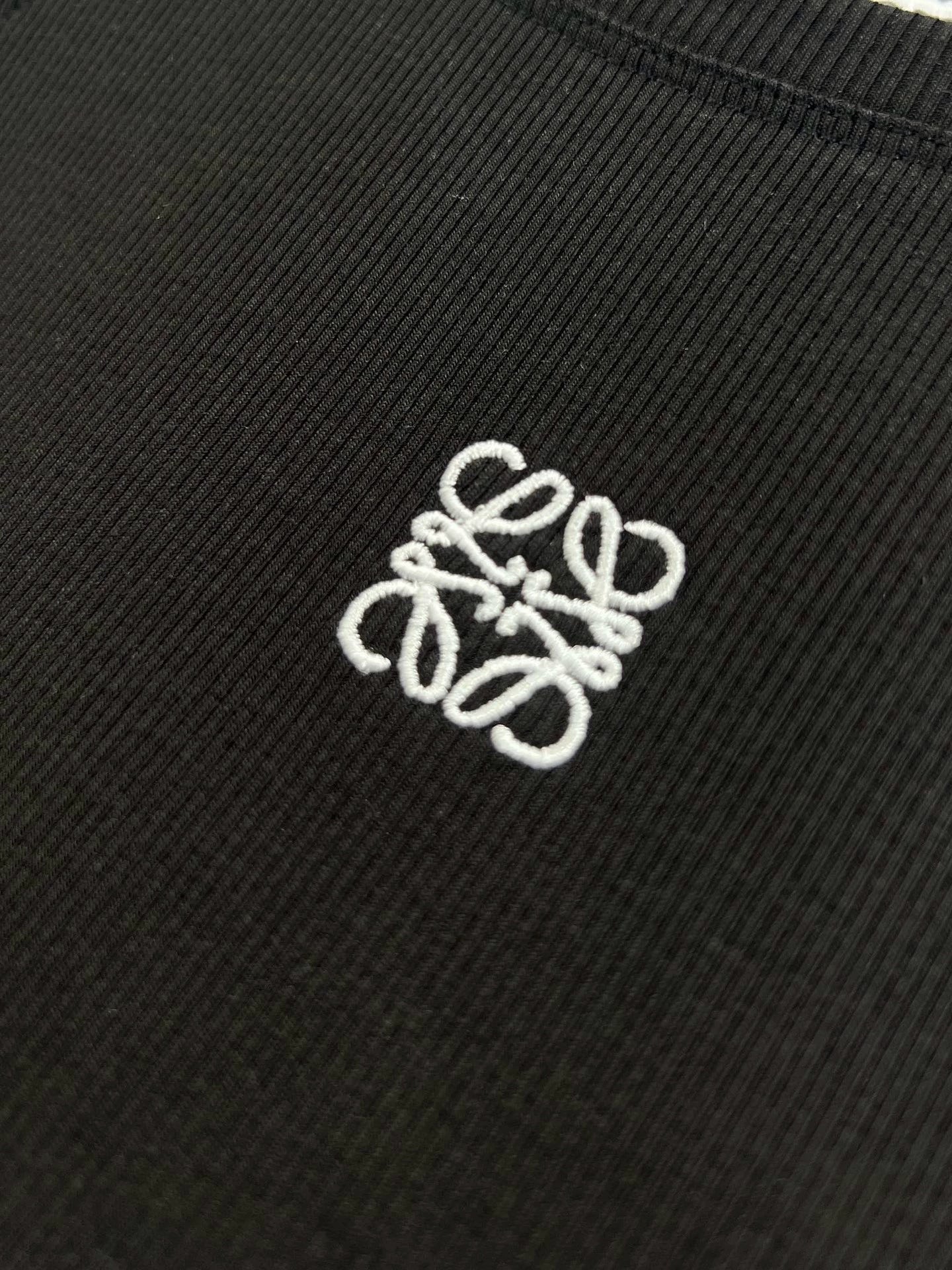 25Fw micro embroidered long sleeved base T-shirt