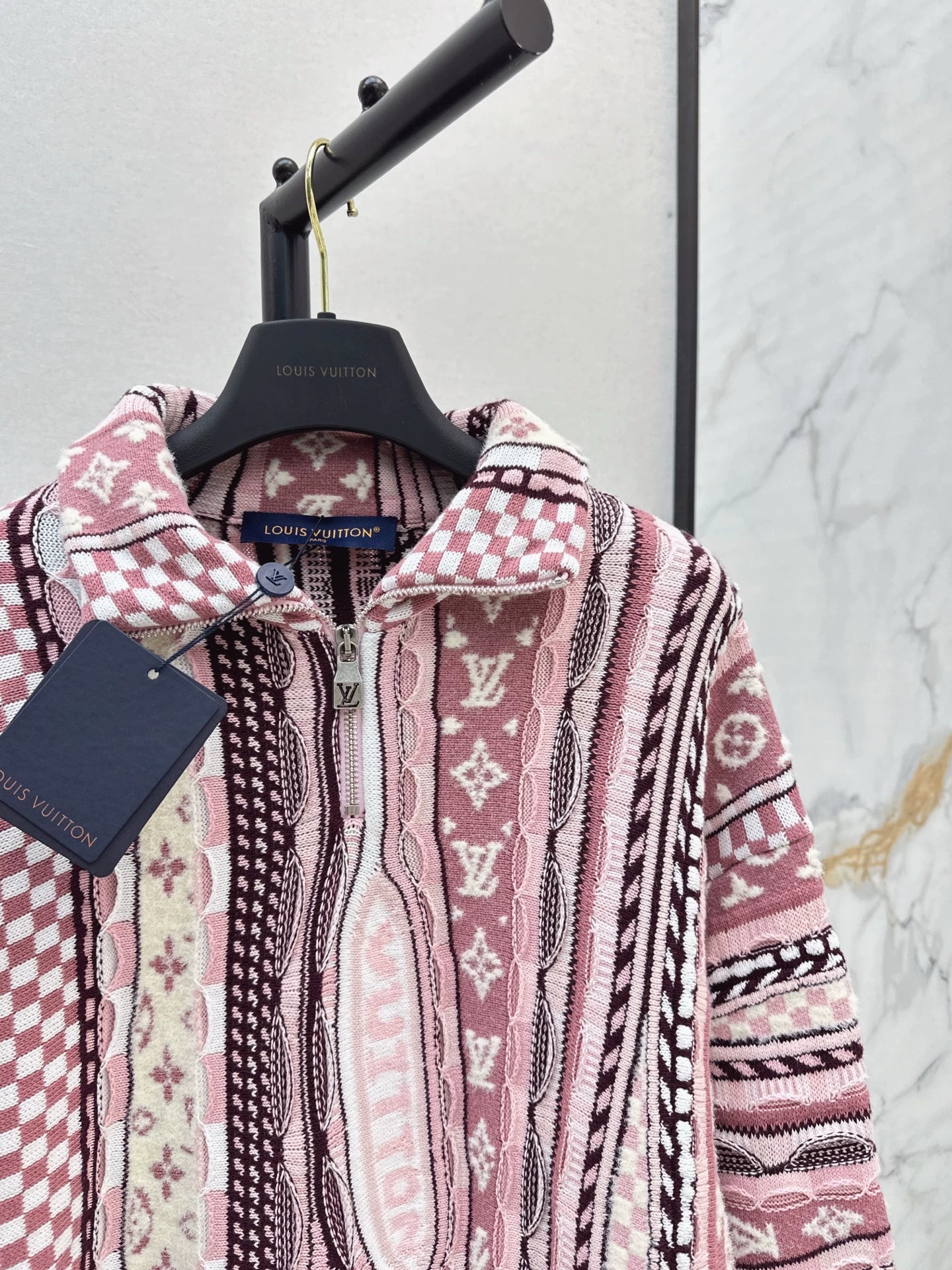 25fw Flower jacquard sweater