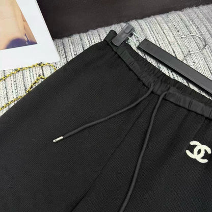 Wool knitted straight leg pants