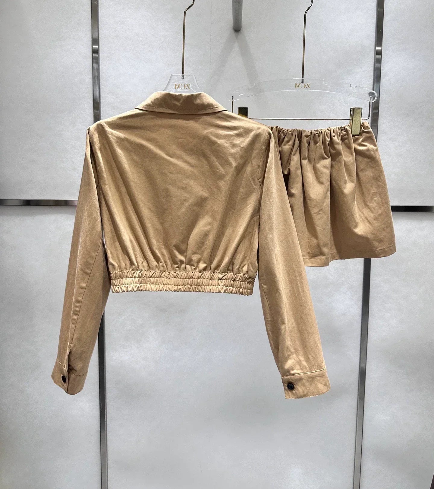 25 Lapel long-sleeved short jacket