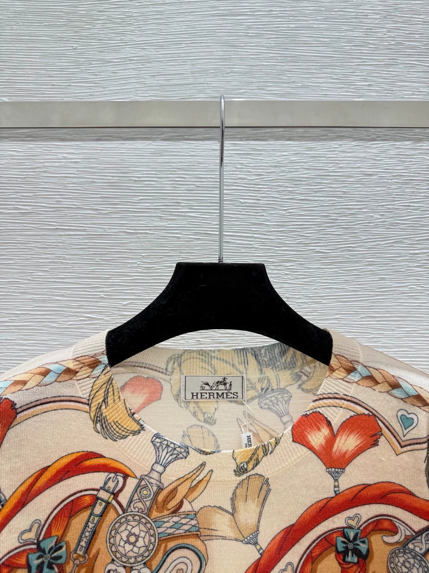 Horse head pattern knitted sweater