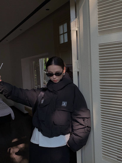 Hooded drawstring down jacket