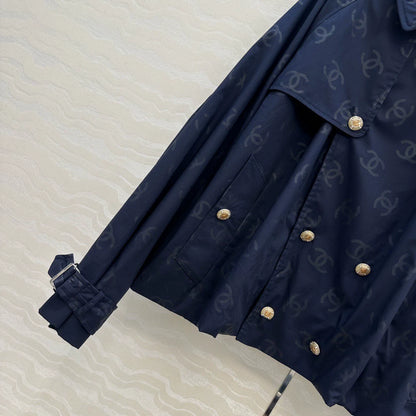 Dark jacquard logo short windbreaker