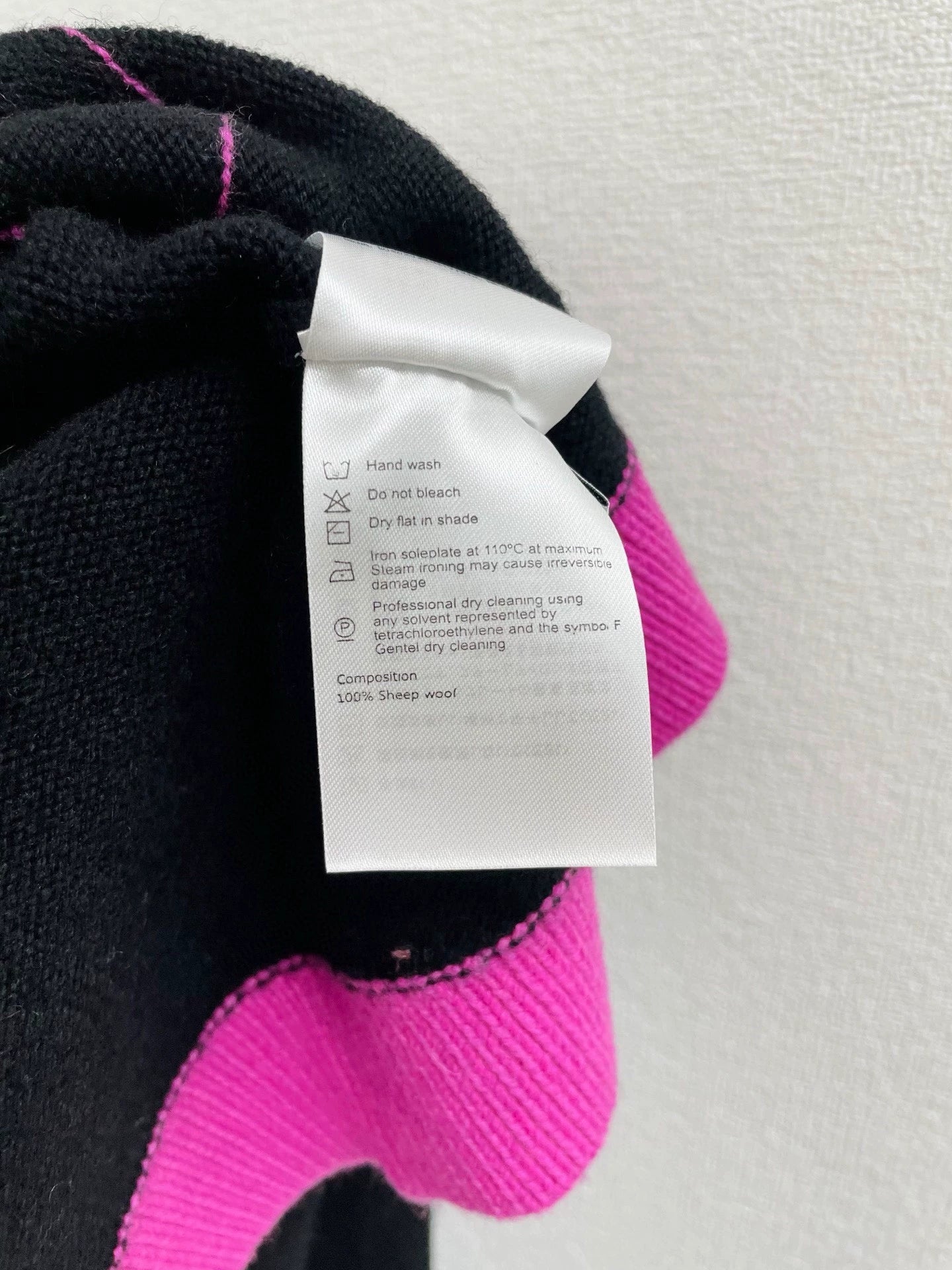 25fw Pocket round neck cardigan