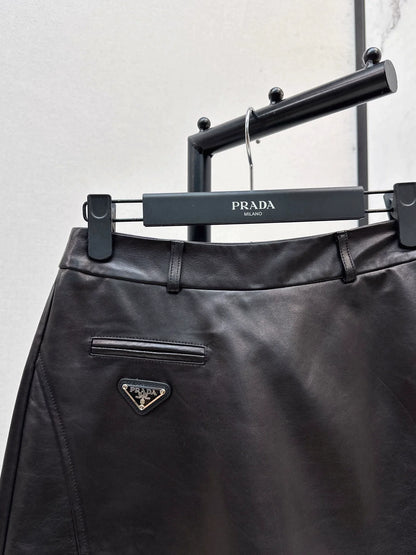 25fw Triangle logo sheepskin pants skirt