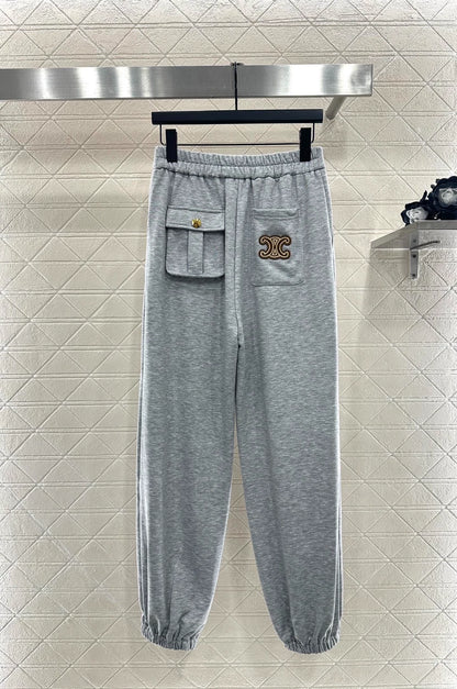 new Hooded Logo Sweatshirt and Pants Set