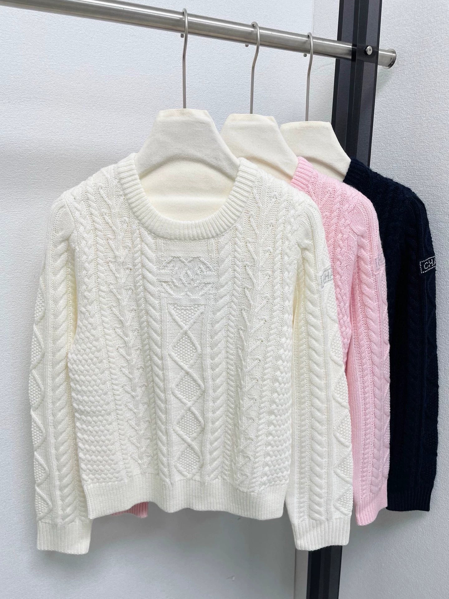 Fried Dough Twists knitting pullover