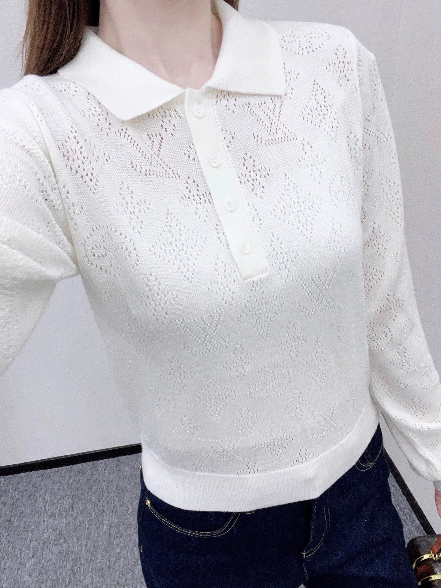 25fw Hollow hook flower top