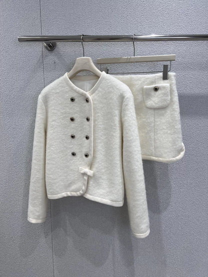 Round neck double breasted jacket