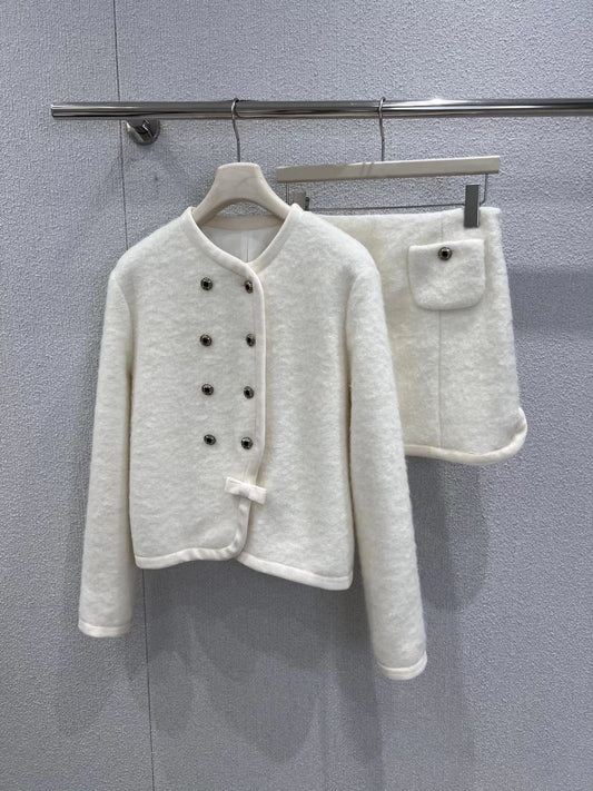 Round neck double breasted jacket