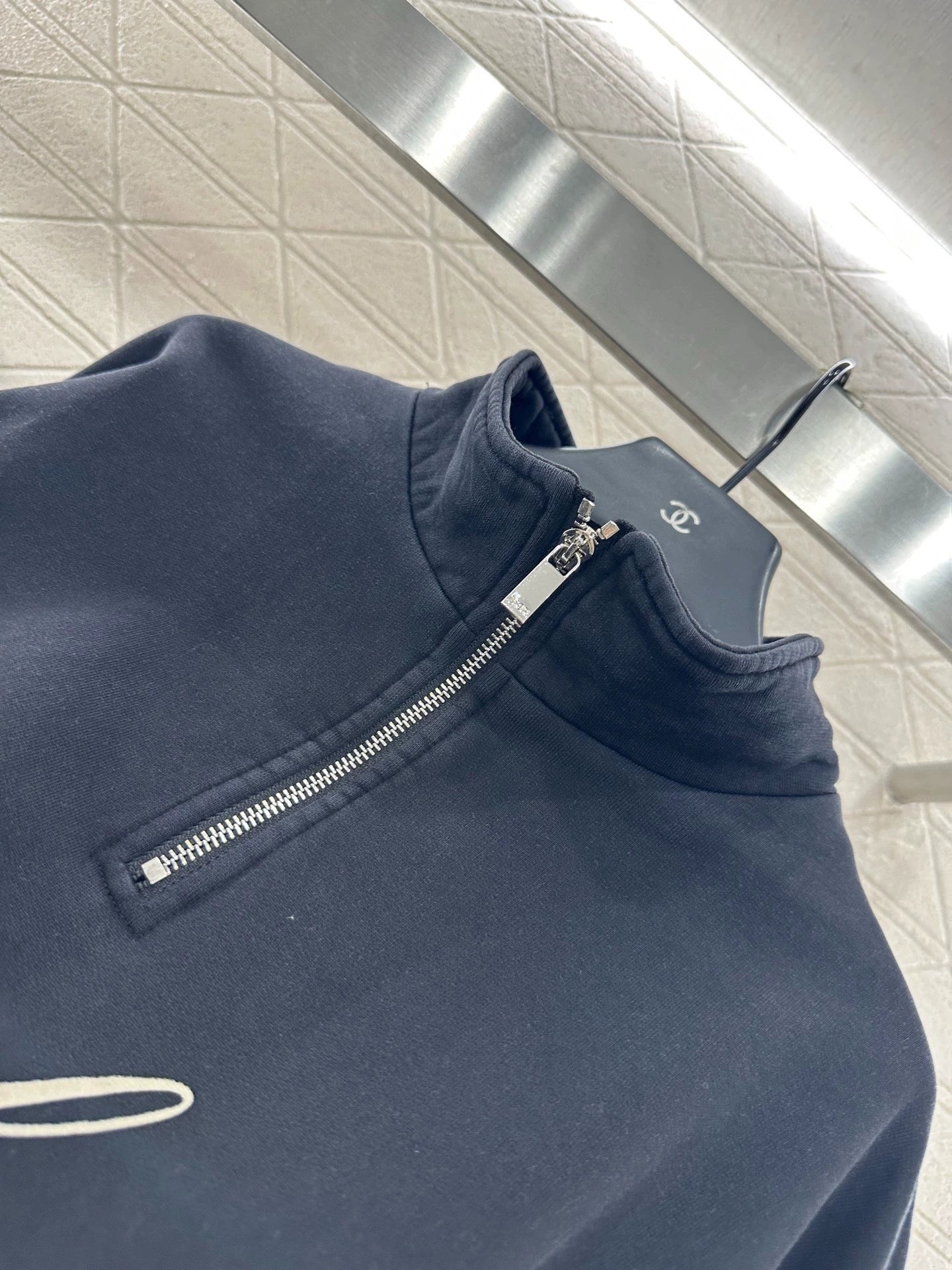 25fw Zipper embroidered hoodie