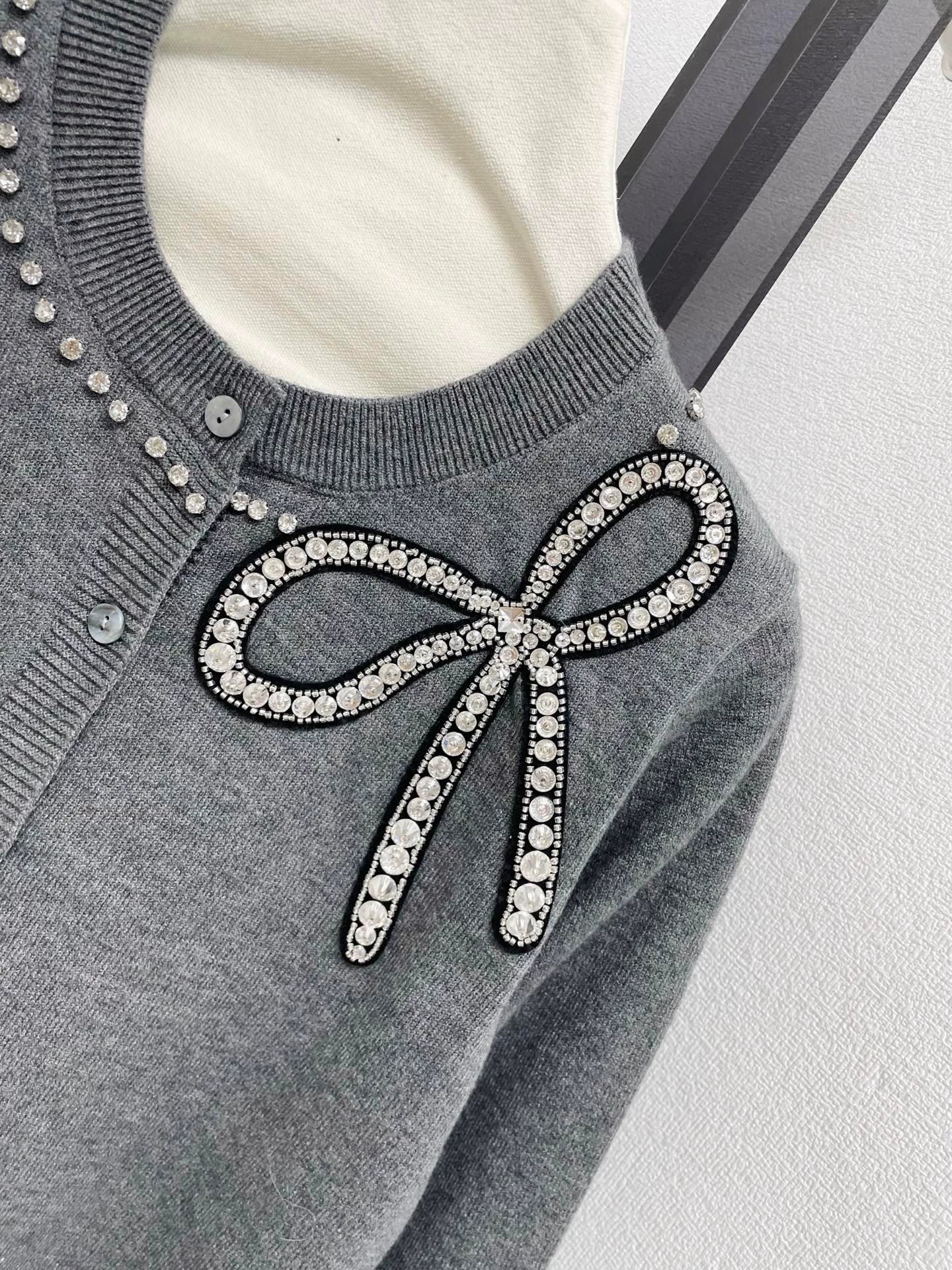 25fw Bow bright diamond knitted cardigan