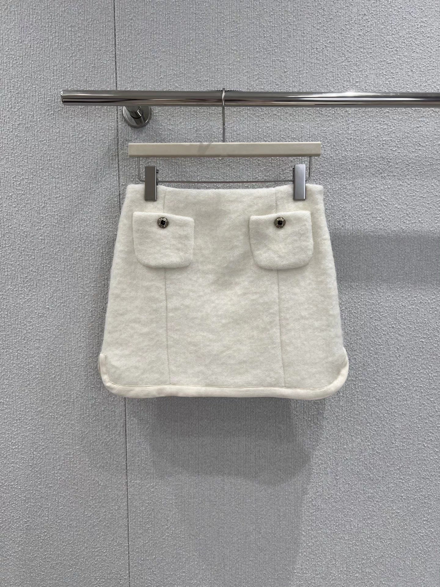 Round neck double breasted jacket