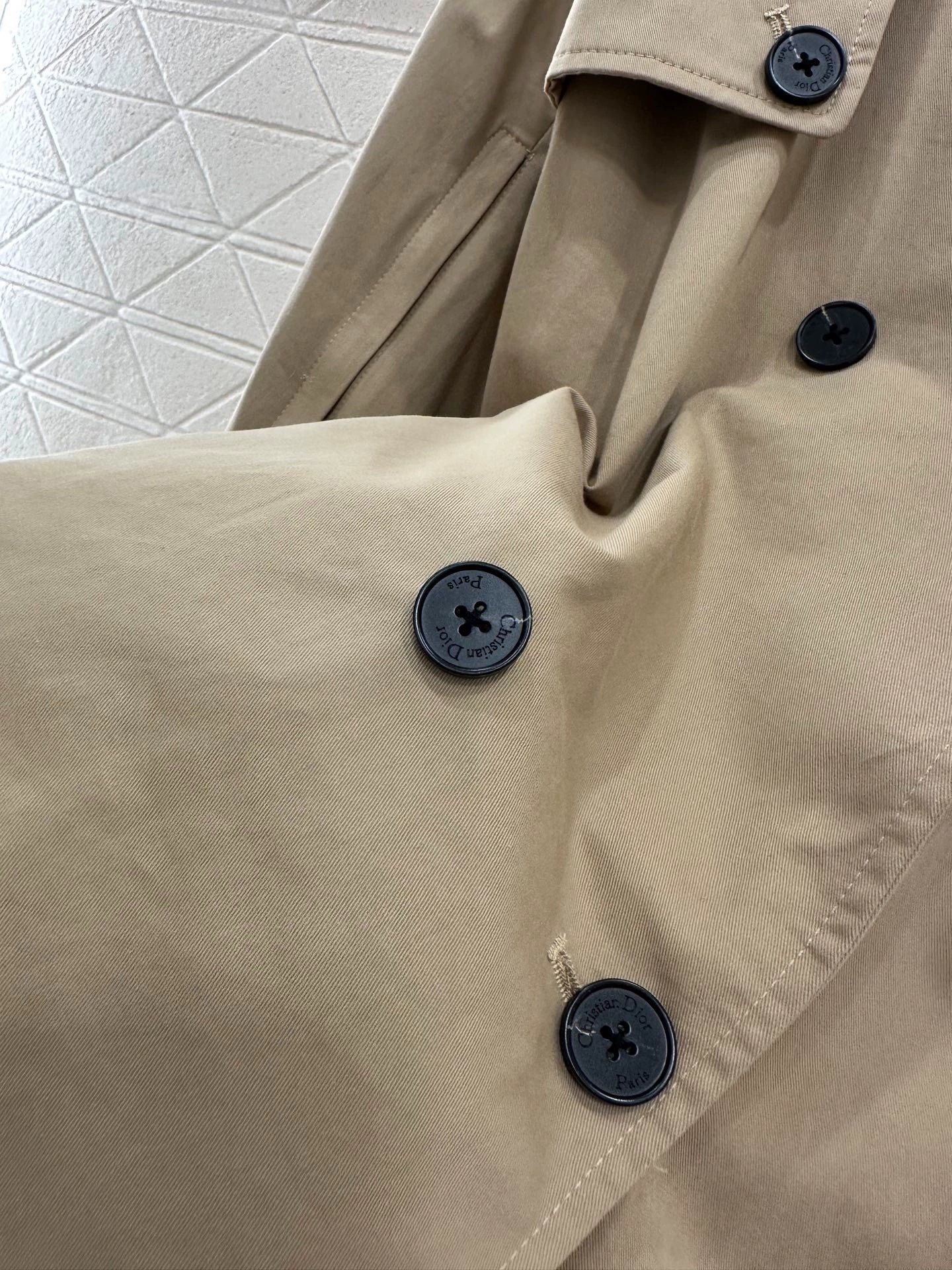 25fw Cape trench coat