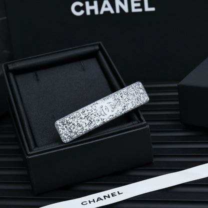 Double C silver glitter hair clip