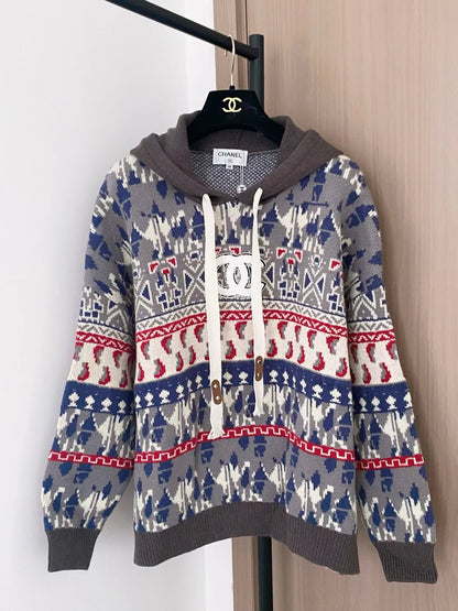 Hooded pullover sweater