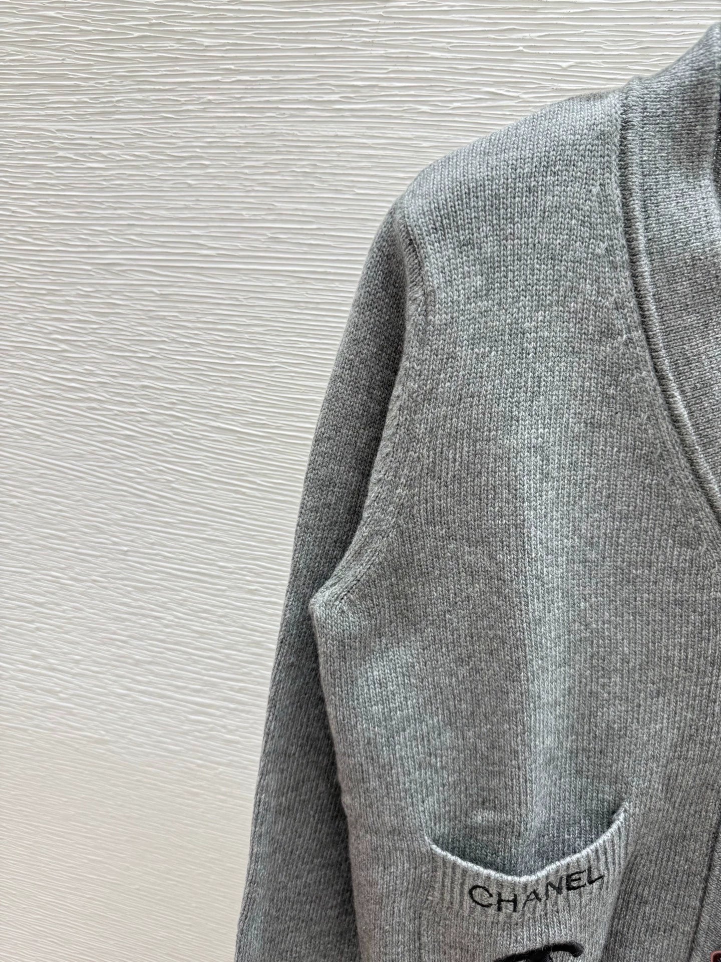 25fw Grey Knitted Cardigan