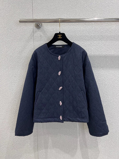 Diamond-patterned cropped denim jacket