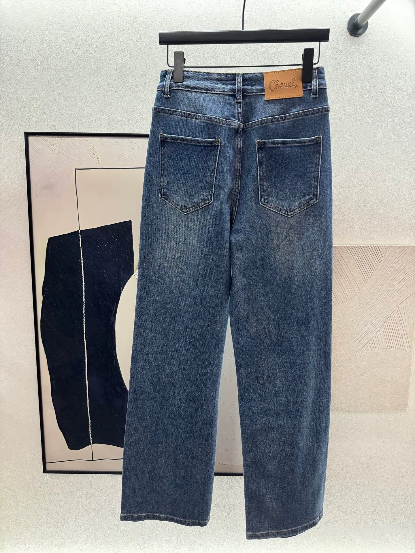 Adhesive letter elastic straight leg pants