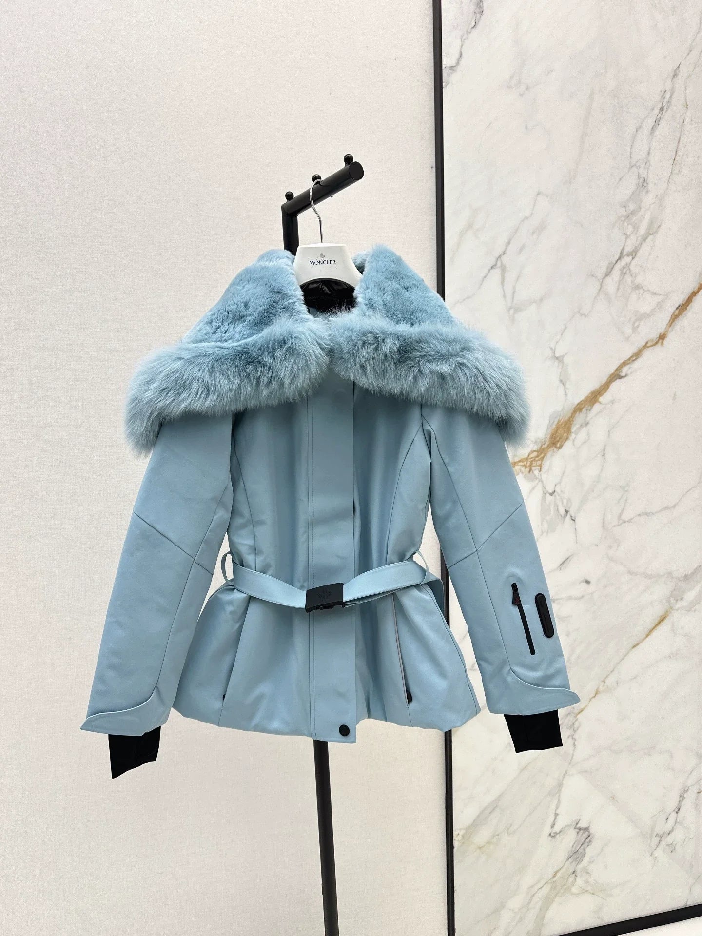 25fw Waist up big fur collar down ski jacket