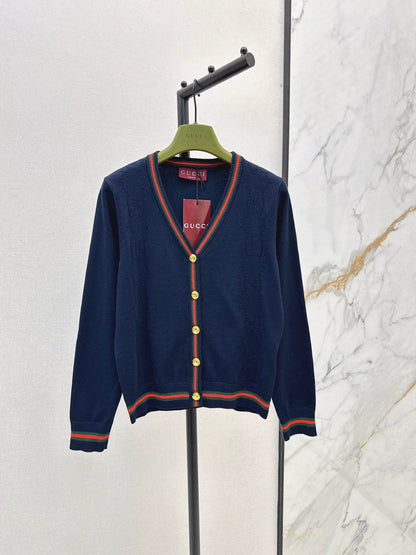 25 Knitted cardigan with woven pattern and V-neck