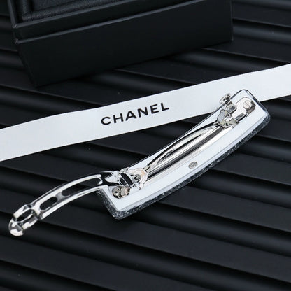 Double C silver glitter hair clip