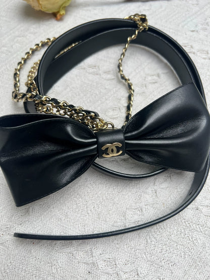 C Sheepskin Waist Chain