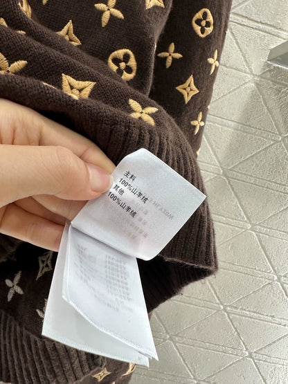 25fw Knitted pullover sweater