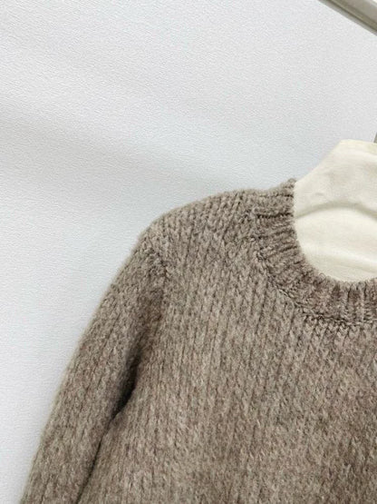 Pit striped hem sweater