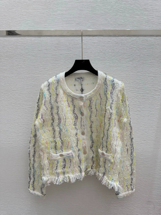25fw Knitted cardigan with patterns