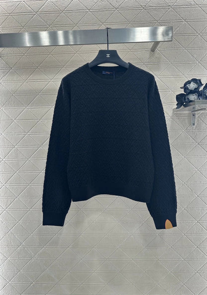 25 Sanhua diamond grid pullover sweater