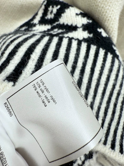 Black and white contrasting diamond patterned sweater