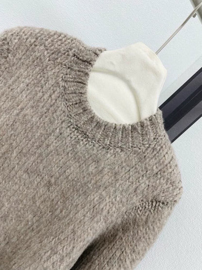 Pit striped hem sweater