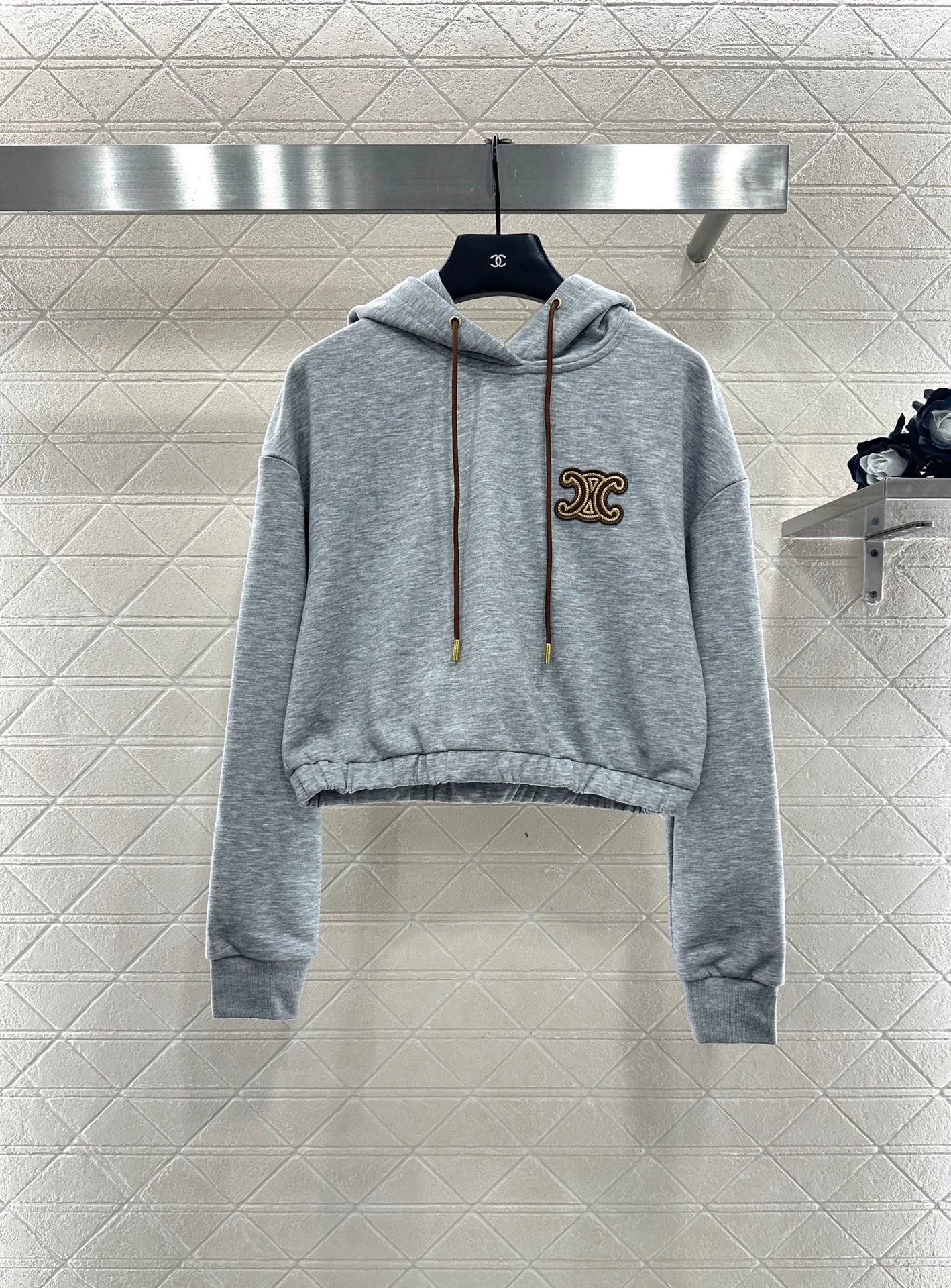 new Hooded Logo Sweatshirt and Pants Set